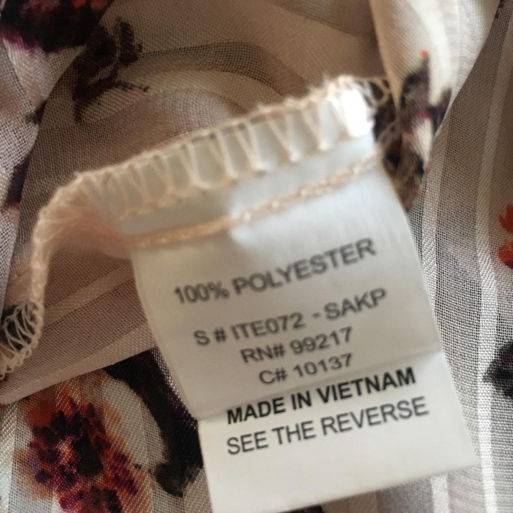 Moa Moa blouse. Size small. New - Picture 5 of 5